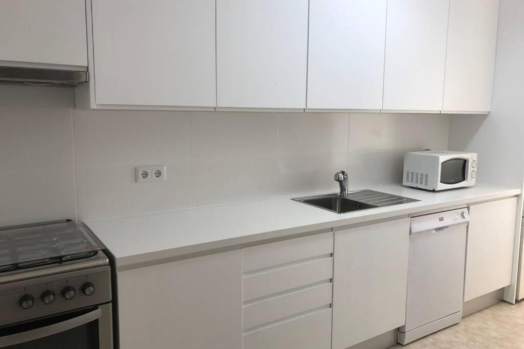 Apartamento Millenium Vista Mar- 2 Passos Da Praia Quarteira Dış mekan fotoğraf