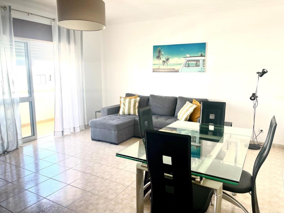 Apartamento Millenium Vista Mar- 2 Passos Da Praia Quarteira Dış mekan fotoğraf
