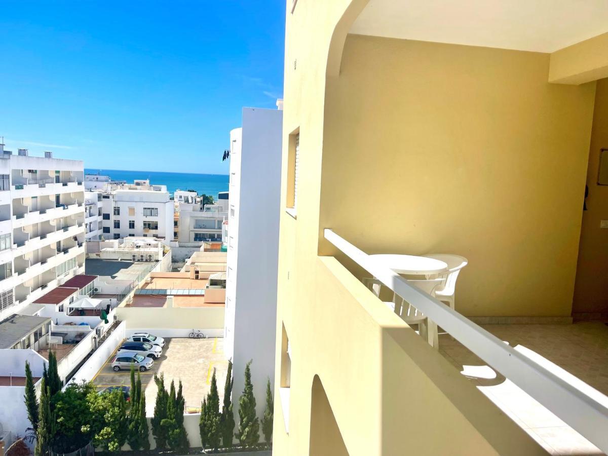 Apartamento Millenium Vista Mar- 2 Passos Da Praia Quarteira Dış mekan fotoğraf